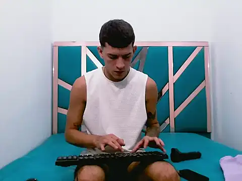 dilan abraham12 online show from 09/18/25, 07:27