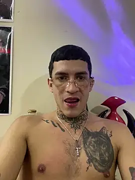 Snapshot of dilan_abraham12 chatting on 02/10/26, 05:44 dilan abraham12 online show from 02/10/26, 05:44