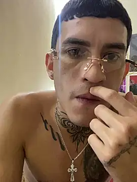 Snapshot of dilan_abraham12 chatting on 02/25/26, 05:28 dilan abraham12 online show from 02/25/26, 05:28