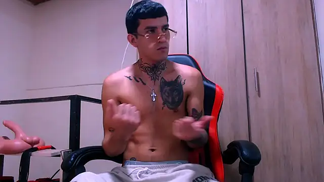 Snapshot of dilan_abraham12 chatting on 03/10/26, 03:28 dilan abraham12 online show from 03/10/26, 03:28