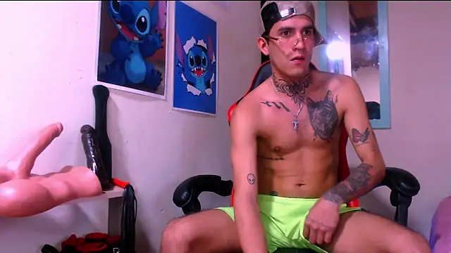 Snapshot of dilan_abraham12 chatting on 03/15/26, 07:25 dilan abraham12 online show from 03/15/26, 07:25