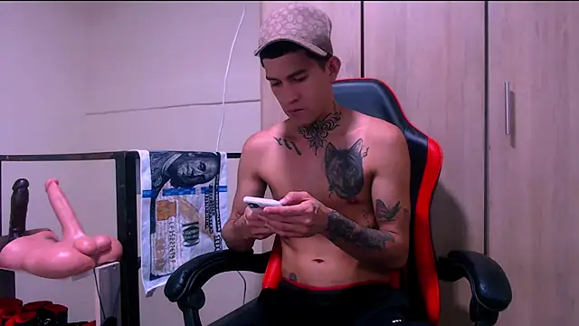 Snapshot of dilan_abraham12 chatting on 04/02/26, 06:00 dilan abraham12 online show from 04/02/26, 06:00