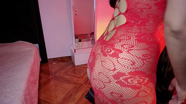 nina moen online show from 09/25/25, 08:07