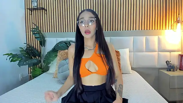 Roseaurora online show from 01/14/26, 01:17