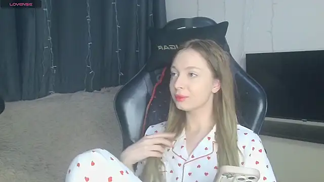 Snapshot of BabbbyFoxxx chatting on 03/24/26, 07:08 BabbbyFoxxx online show from 03/24/26, 07:08