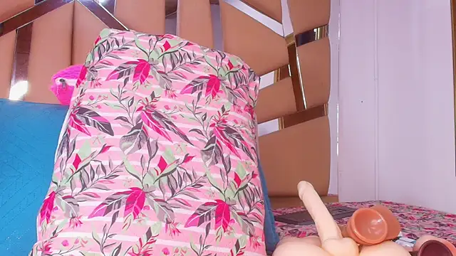 sweegirl69 online show from 09/14/25, 11:53