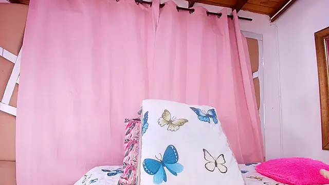 sweegirl69 online show from 10/10/25, 11:53