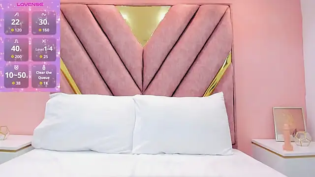 Snapshot of Valery_skinny_ chatting on 09/12/25, 12:27 Valery skinny online show from 09/12/25, 12:27