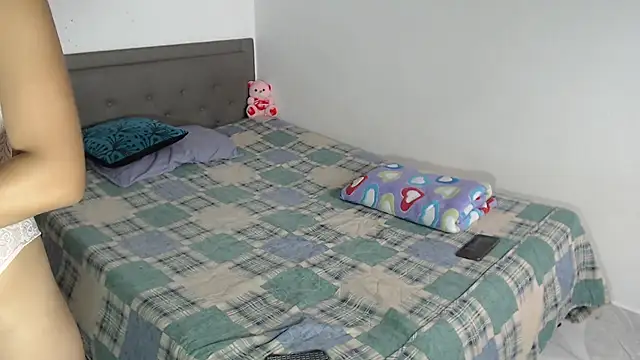 Snapshot of Celestte_Dior chatting on 11/04/25, 03:00 Celestte Dior online show from 11/04/25, 03:00