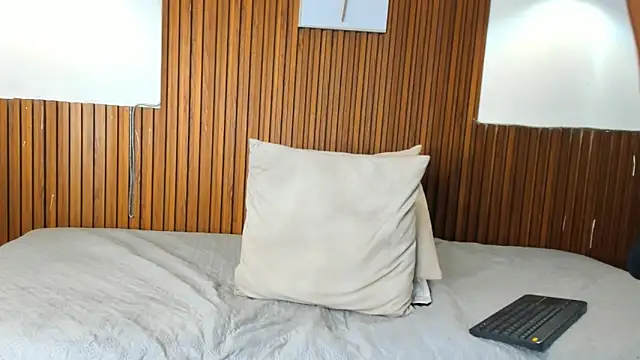 Snapshot of Juan_contreras chatting on 09/19/25, 11:33 Juan contreras online show from 09/19/25, 11:33