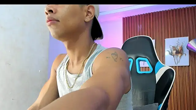 Snapshot of Juan_contreras chatting on 10/10/25, 11:20 Juan contreras online show from 10/10/25, 11:20