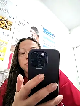 Snapshot of Madisson-04_ chatting on 09/15/25, 01:22 Madisson-04  online show from 09/15/25, 01:22