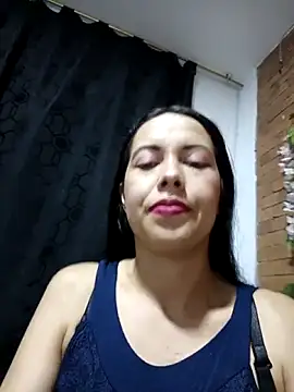 MiaForever1 online show from 11/03/25, 11:59