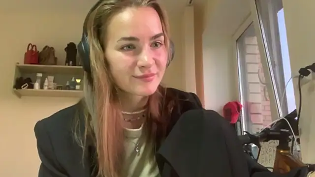 BunnyTiedeman online show from 09/08/25, 03:33