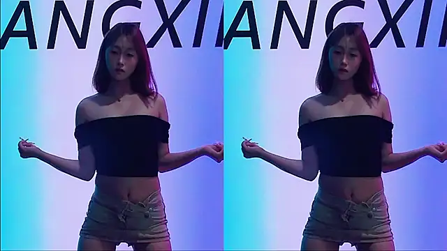 Emeralds Girls online show from 09/18/25, 01:18