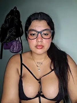 Snapshot of Cat_Hot_Party chatting on 11/09/25, 11:14 Cat Hot Party online show from 11/09/25, 11:14