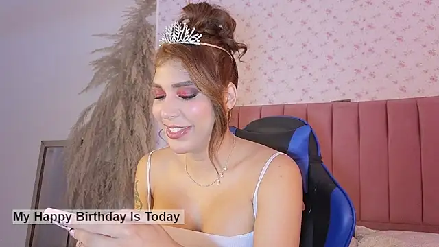 dahiana marin online show from 09/19/25, 05:24