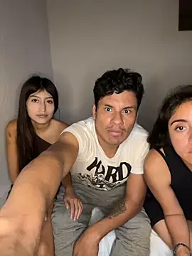 Snapshot of Clavelnegro chatting on 09/29/25, 10:03 Clavelnegro online show from 09/29/25, 10:03