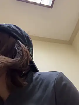 Snapshot of Clavelnegro chatting on 12/15/25, 08:46 Clavelnegro online show from 12/15/25, 08:46