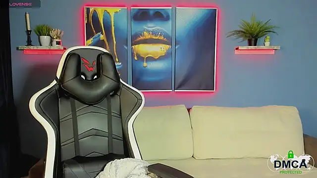 Roxy foxi online show from 11/27/25, 01:07