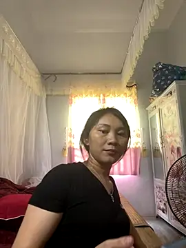 Snapshot of Almond-cute chatting on 09/09/25, 06:13 Almond-cute online show from 09/09/25, 06:13