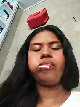 julietta1453 online show from 12/15/25, 02:21