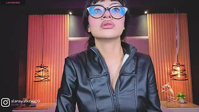 AlanaWalker9 online show from 02/27/26, 03:28