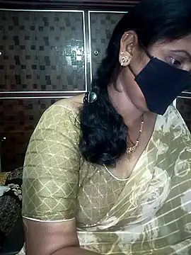 Snapshot of Mee_harini-telugupilla chatting on 06/21/26, 04:04 Mee harini-telugupilla online show from 06/21/26, 04:04