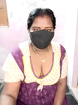Snapshot of chubby_babitha-telugu chatting on 09/11/25, 05:40 chubby babitha-telugu online show from 09/11/25, 05:40