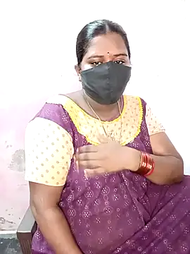 Snapshot of chubby_babitha-telugu chatting on 09/23/25, 12:24 chubby babitha-telugu online show from 09/23/25, 12:24