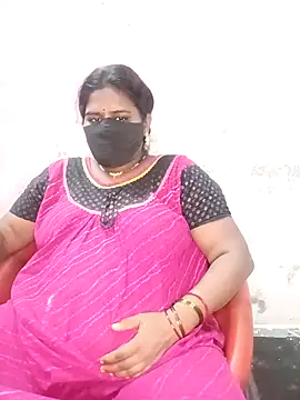 Snapshot of chubby_babitha-telugu chatting on 10/01/25, 03:45 chubby babitha-telugu online show from 10/01/25, 03:45