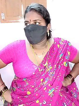 Snapshot of chubby_babitha-telugu chatting on 10/11/25, 06:56 chubby babitha-telugu online show from 10/11/25, 06:56