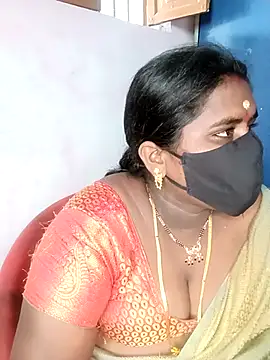 Snapshot of chubby_babitha-telugu chatting on 10/17/25, 04:37 chubby babitha-telugu online show from 10/17/25, 04:37