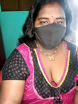 Snapshot of chubby_babitha-telugu chatting on 10/20/25, 01:39 chubby babitha-telugu online show from 10/20/25, 01:39