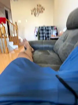 Snapshot of Rocky_Rules chatting on 10/28/25, 03:47 Rocky Rules online show from 10/28/25, 03:47