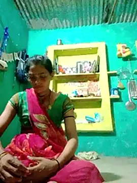 Snapshot of H_seema chatting on 04/11/26, 02:21 H seema online show from 04/11/26, 02:21