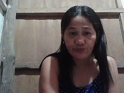 Snapshot of hotmama_063 chatting on 04/30/26, 09:08 hotmama 063 online show from 04/30/26, 09:08