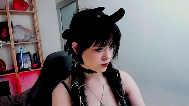 Snapshot of Sima_Wendy chatting on 04/07/26, 06:25 Sima Wendy online show from 04/07/26, 06:25