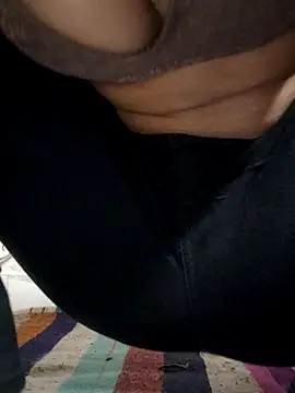 Aidakhan1212 online show from 12/14/25, 04:56