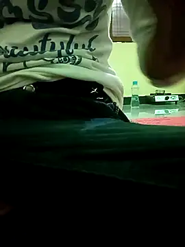 Snapshot of BebyDoll_143 chatting on 09/27/25, 07:57 BebyDoll 143 online show from 09/27/25, 07:57