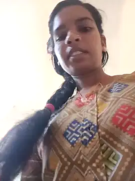 Snapshot of BebyDoll_143 chatting on 03/07/26, 04:42 BebyDoll 143 online show from 03/07/26, 04:42