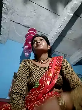 Snapshot of LUCKY_cut chatting on 09/10/25, 10:54 LUCKY cut online show from 09/10/25, 10:54