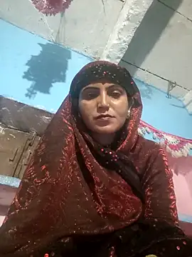 Snapshot of LUCKY_cut chatting on 10/12/25, 08:52 LUCKY cut online show from 10/12/25, 08:52