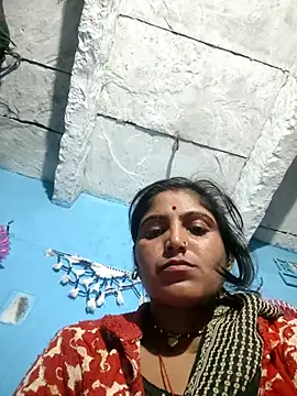 Snapshot of LUCKY_cut chatting on 11/12/25, 03:01 LUCKY cut online show from 11/12/25, 03:01