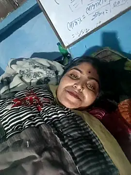 Snapshot of LUCKY_cut chatting on 12/02/25, 05:08 LUCKY cut online show from 12/02/25, 05:08