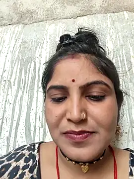 Snapshot of LUCKY_cut chatting on 04/20/26, 12:30 LUCKY cut online show from 04/20/26, 12:30