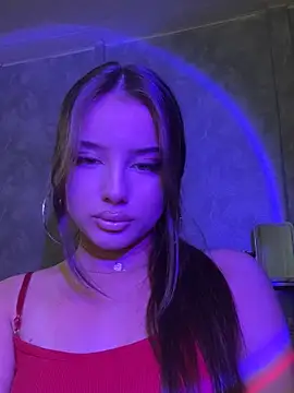 Snapshot of Immy_Megan chatting on 09/13/25, 04:40 Immy Megan online show from 09/13/25, 04:40