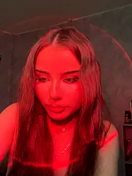 Snapshot of Immy_Megan chatting on 09/17/25, 02:19 Immy Megan online show from 09/17/25, 02:19