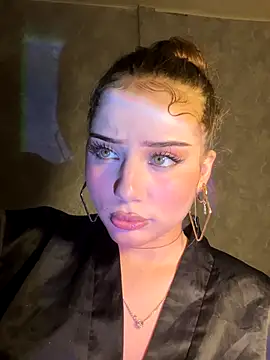 Snapshot of Immy_Megan chatting on 10/01/25, 02:01 Immy Megan online show from 10/01/25, 02:01