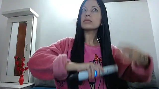 Taylormegan online show from 11/15/25, 02:24